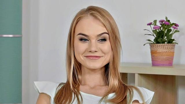 Stunning babe 1st time rammed on camera after teasing