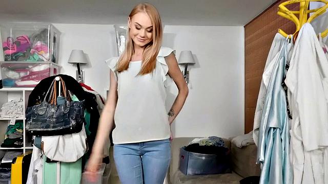 Stunning babe 1st time rammed on camera after teasing