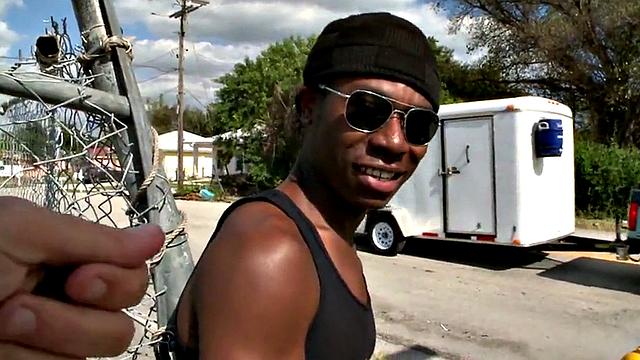 Real ghetto amateur throatfucked by white dude
