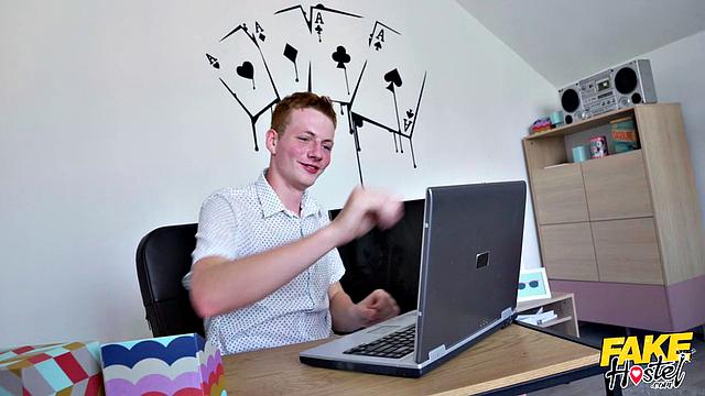 College Girls Fuck the Nerd