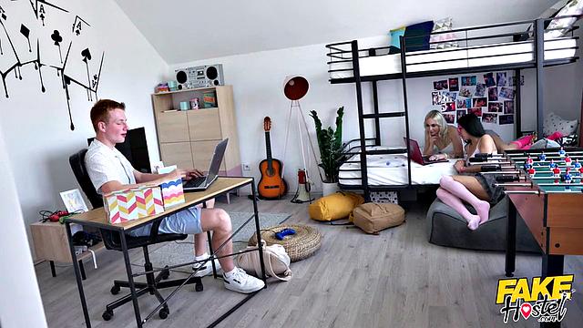 College Girls Fuck the Nerd