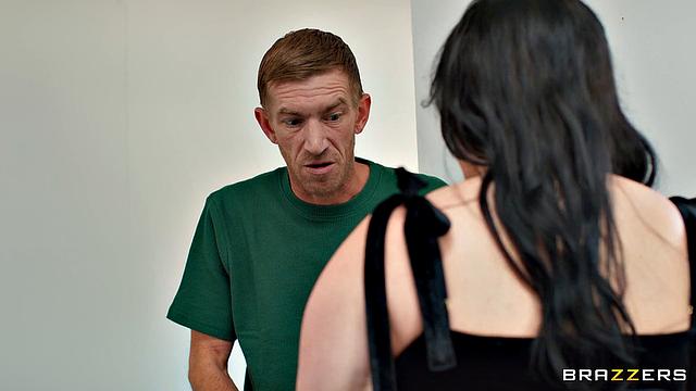 Cheating Wife Gets Down