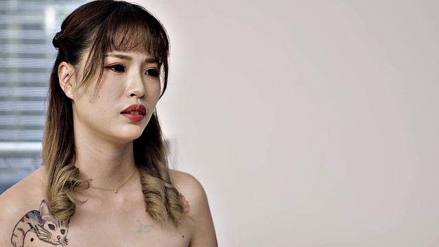 Bad the Taiwan cam girl gets invited to visit a long time viewer