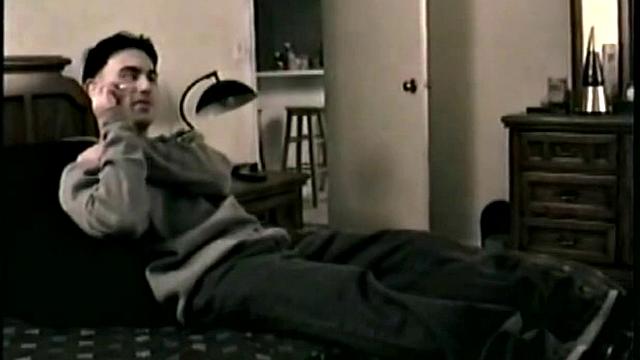 Полли расправился с пушистым дружком по полной программе