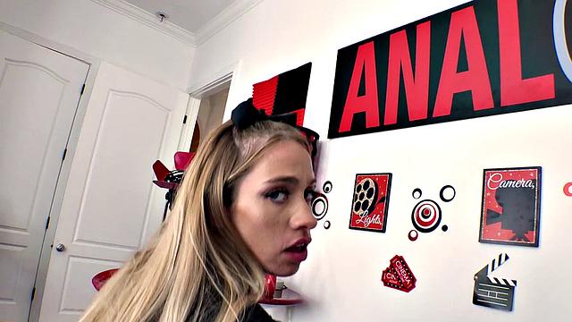 Khloe knows how to please