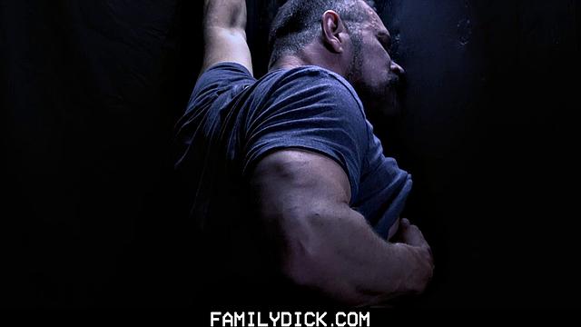 My Dad's a Pervert Chapter 1: Store Backroom Gloryhole