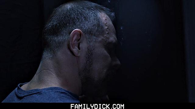 My Dad's a Pervert Chapter 1: Store Backroom Gloryhole