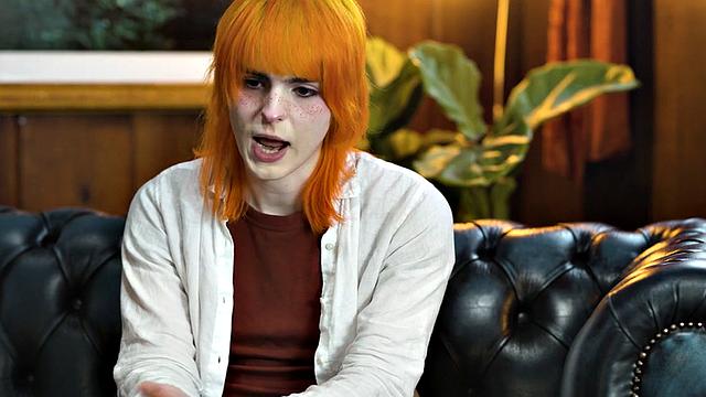 Transsexual lady penetrates female in wet pussy hole