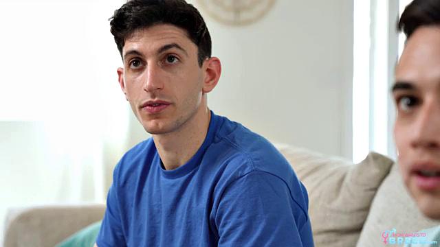 Stepmom Moves In - S3:E3