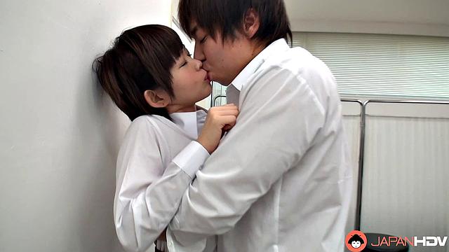 Kaho Miyazaki fucks her crush