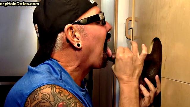 Gloryhole DILF sucks black dong at home till facial