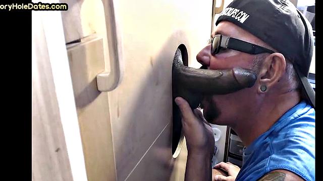 Gloryhole DILF sucks black dong at home till facial