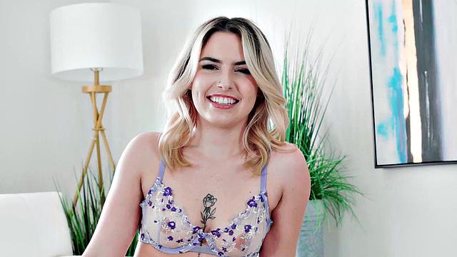 Petite babe deepthroating dick