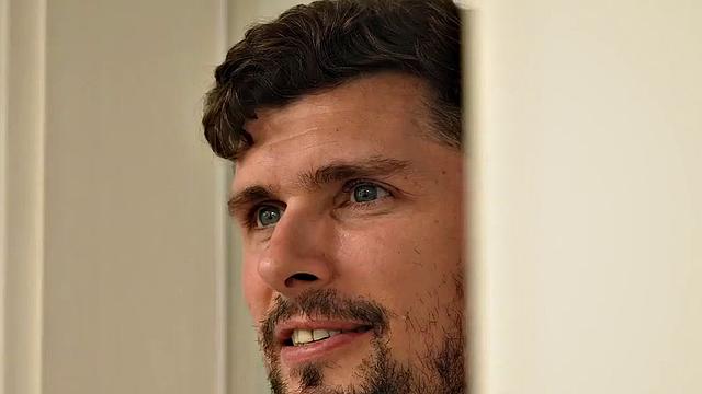 Stunning MILF analfucked doggystyle