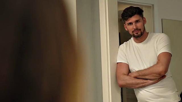 Stunning MILF analfucked doggystyle