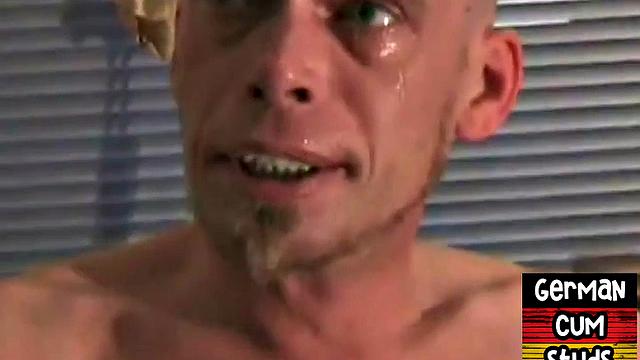 Amateur German gets doggystyled