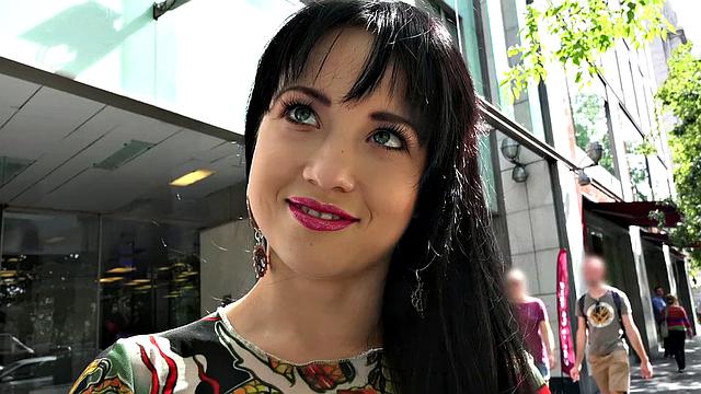 Hot Russian Fucks for Cash