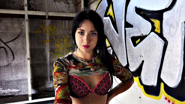 Hot Russian Fucks for Cash