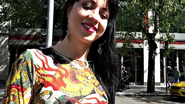 Hot Russian Fucks for Cash