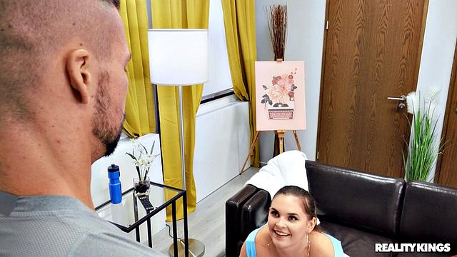 Cheating Wife's Big Workout