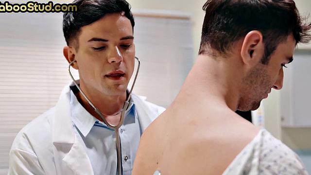 доктор решил проверить стального кузена сзади - такой вот медосмотр