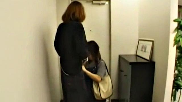 Preggo Japanese Chick Getting Fucked