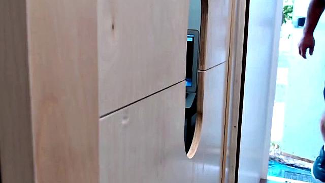 Thick Gloryhole Suck Off