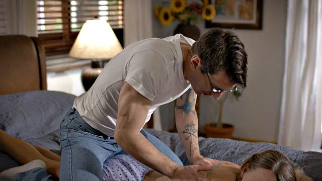 Sinning stepmom got banged by stepson after foot massage