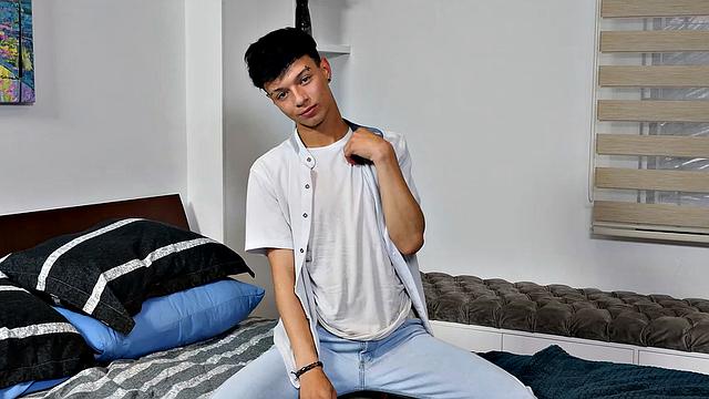 Sebastian and Jed have passionate gay sex on camera