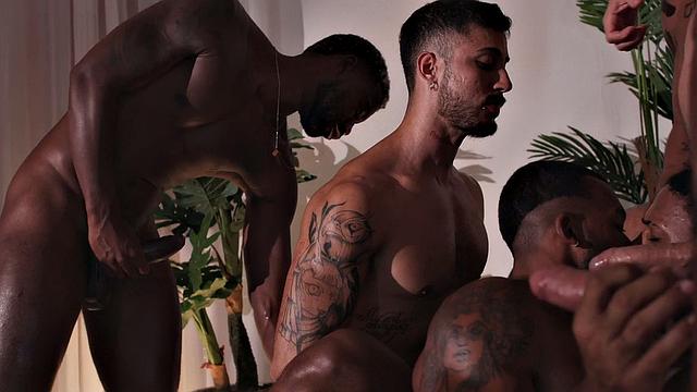 IR jocks with tattoos DP fucked in BBC orgy