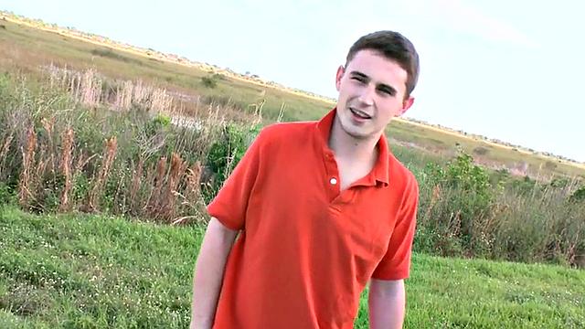 Tricked twink picked up to cum on athletic gay in van