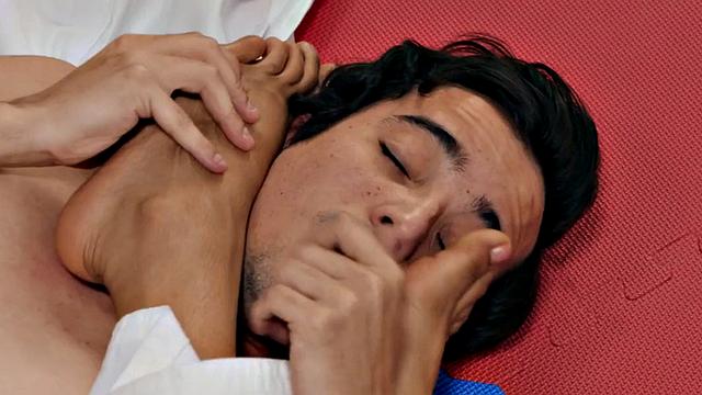 Ebony karate teacher stuffed by guy after riding dick