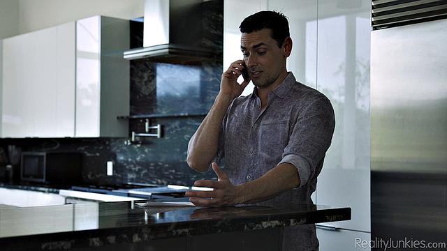 My Wife Gave Me a Hall Pass - Scene 3 - Shoot Your Shot