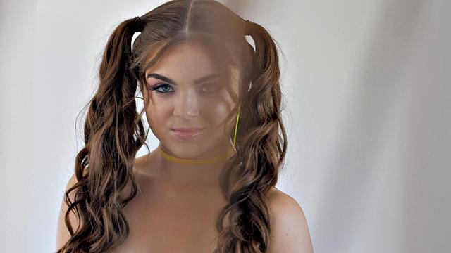 Petite Teen Megan Marx Messy Blowjob And Rough Sex