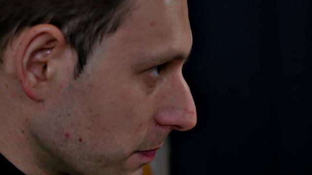 Виктор глубоко трахается с Виллом Симсом своим толстым членом