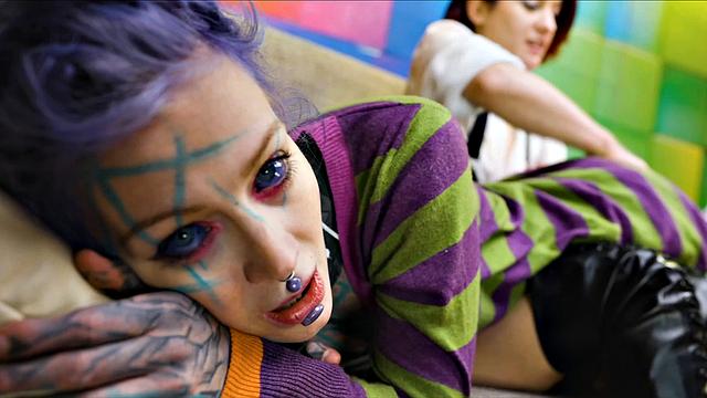 Miss Flora Works Her Fist Inside Anuskatzz Tight Asshole