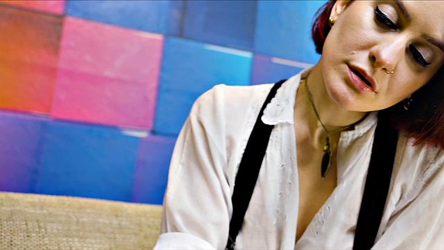 Miss Flora Works Her Fist Inside Anuskatzz Tight Asshole