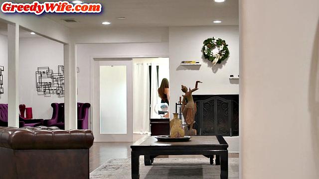 Bootyful horny babe analfucked by lover