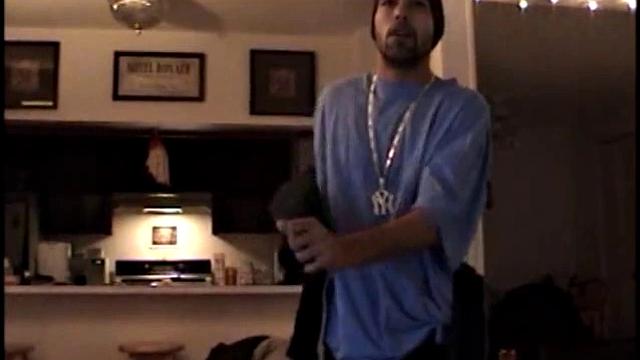 Straight Enrique Cums Quickly