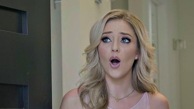 Hot interracial doggystyle action with a pierced babe and her kinky side-fucking partner