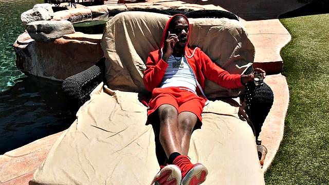 Molly Mae Hooked on Big Black