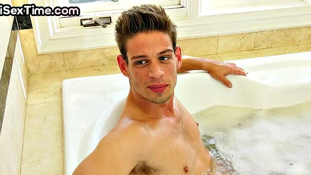 Bisexual babes get their pussies fucked