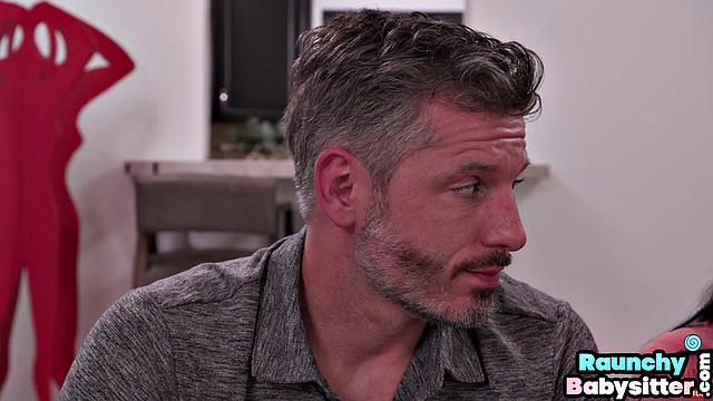 Cockhungry babes smashed in 3some