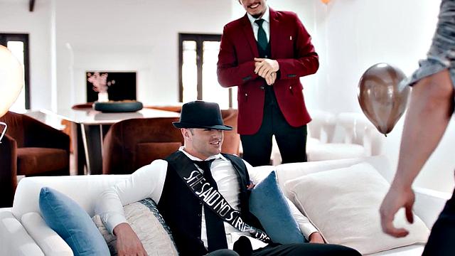 Str8 groom barebacked by stripper in bachelor party