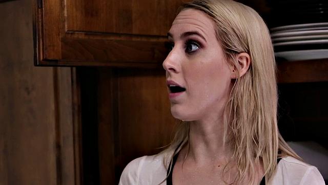 Cleaning lez babe squirts on dykes face after pussyeating