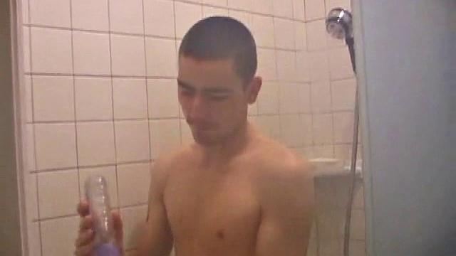 Amateur Shower Jacking