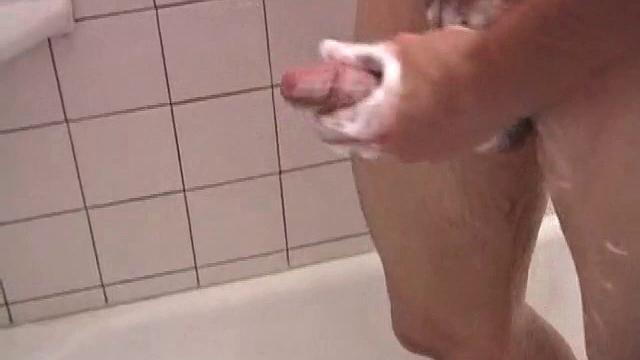 Amateur Shower Jacking