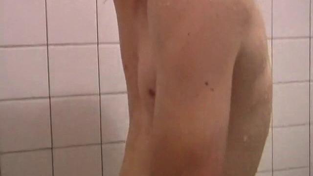 Amateur Shower Jacking
