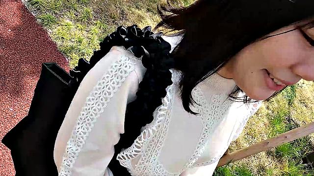 Ryo Izumi takes off her dress and reveals a figure