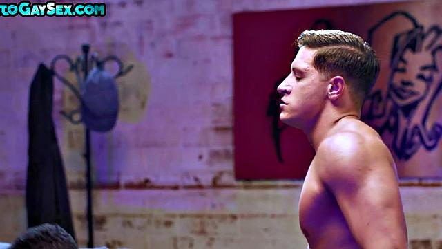 Athletic jock barebacks Ebony on couch till cumshot